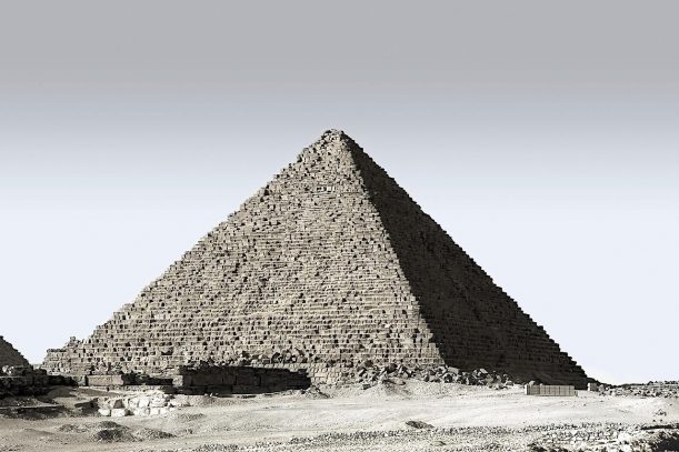 Piramide Caio Cestio: quando fu costruita? Come è arrivata a Roma?