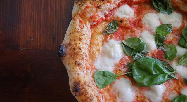 Condimento per la pizza: qual è il preferito di sempre? Cosa può comprendere?